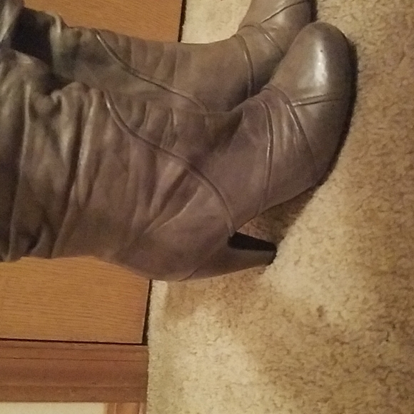 Miz Mooz size 7.5 Gray Heeled slouchy Boot - Picture 4 of 12